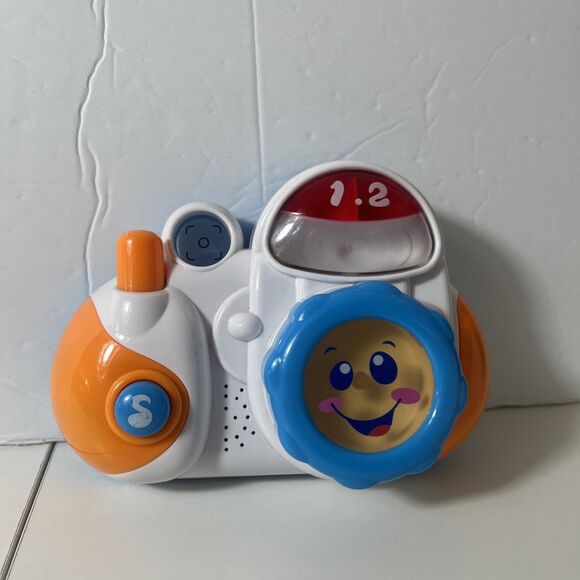 Toddlers Light Up Musical Camera - Hap-P-Kid 2010 - Working - Picture 1 of 7